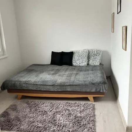Apartment Moderny Podbreziny